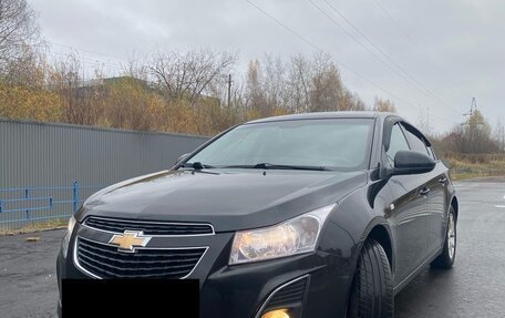 Chevrolet Cruze II, 2013 год, 990 000 рублей, 3 фотография