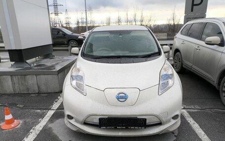 Nissan Leaf I, 2011 год, 599 000 рублей, 2 фотография