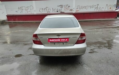 Toyota Camry V40, 2001 год, 650 000 рублей, 2 фотография