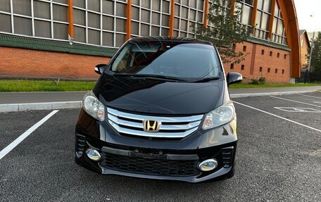 Honda Freed I, 2012 год, 1 400 000 рублей, 4 фотография