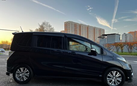 Honda Freed I, 2012 год, 1 400 000 рублей, 6 фотография