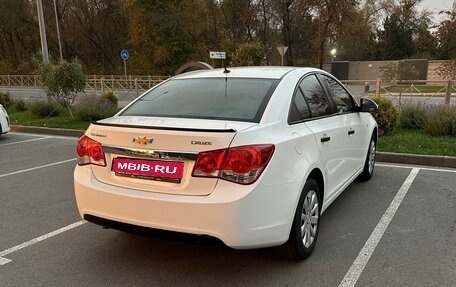 Chevrolet Cruze II, 2011 год, 870 000 рублей, 4 фотография