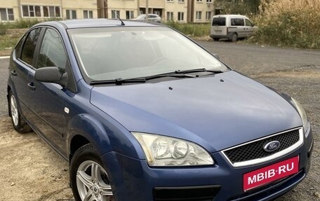 Ford Focus II рестайлинг, 2005 год, 390 000 рублей, 1 фотография