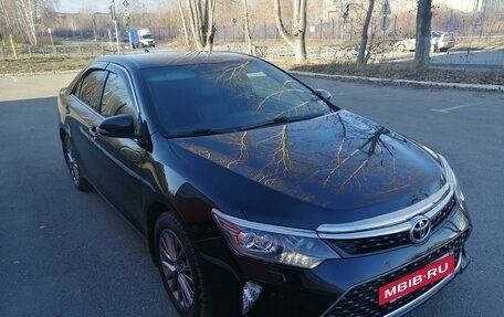 Toyota Camry, 2017 год, 2 850 000 рублей, 6 фотография