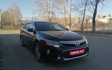 Toyota Camry, 2017 год, 2 850 000 рублей, 7 фотография