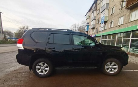 Toyota Land Cruiser Prado 150 рестайлинг 2, 2011 год, 3 400 000 рублей, 3 фотография