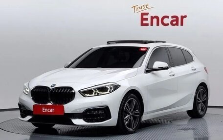 BMW 1 серия, 2021 год, 2 945 000 рублей, 3 фотография