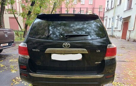 Toyota Highlander III, 2011 год, 1 800 000 рублей, 3 фотография