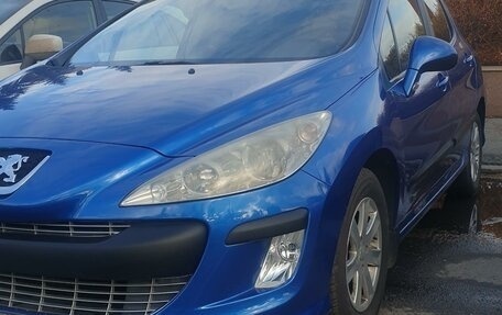 Peugeot 308 II, 2010 год, 649 000 рублей, 2 фотография