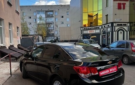 Chevrolet Cruze II, 2012 год, 999 999 рублей, 2 фотография