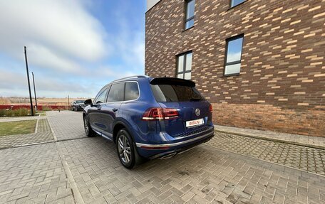 Volkswagen Touareg III, 2017 год, 3 730 000 рублей, 9 фотография