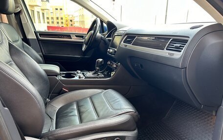 Volkswagen Touareg III, 2017 год, 3 730 000 рублей, 18 фотография