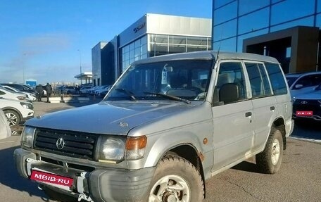 Mitsubishi Pajero III рестайлинг, 1993 год, 369 000 рублей, 1 фотография