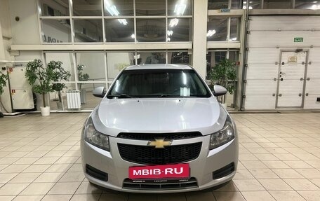 Chevrolet Cruze II, 2009 год, 850 000 рублей, 3 фотография