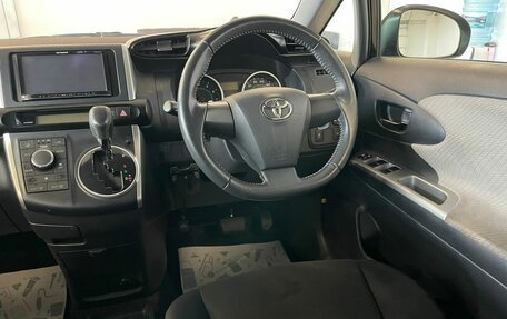 Toyota Wish II, 2011 год, 1 629 000 рублей, 15 фотография