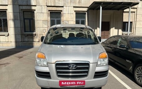 Hyundai Starex I рестайлинг, 2007 год, 600 000 рублей, 2 фотография