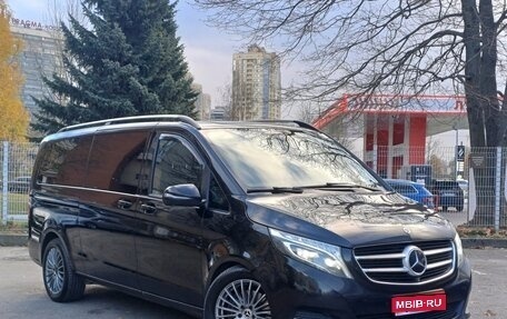 Mercedes-Benz V-Класс, 2018 год, 5 499 000 рублей, 1 фотография