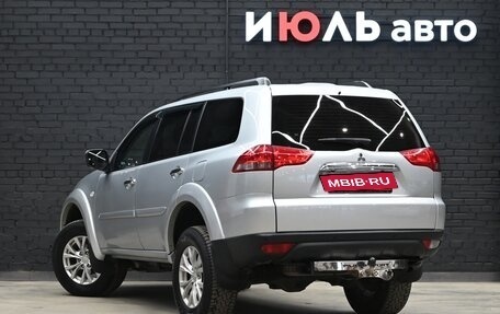 Mitsubishi Pajero Sport II рестайлинг, 2014 год, 2 150 000 рублей, 5 фотография