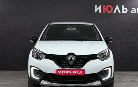 Renault Kaptur I рестайлинг, 2017 год, 1 800 000 рублей, 2 фотография