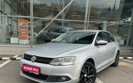 Volkswagen Jetta VI, 2013 год, 1 360 000 рублей, 1 фотография