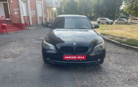 BMW 5 серия, 2003 год, 800 000 рублей, 1 фотография