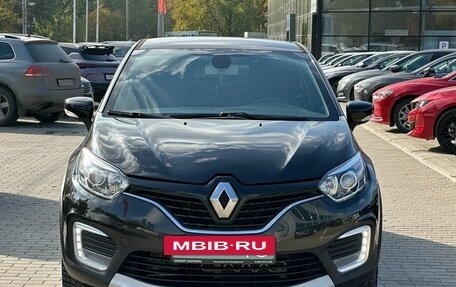 Renault Kaptur I рестайлинг, 2016 год, 1 749 900 рублей, 2 фотография