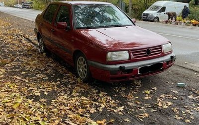 Volkswagen Vento, 1997 год, 290 000 рублей, 1 фотография