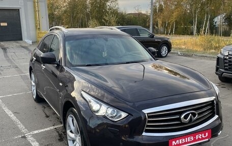 Infiniti QX70, 2016 год, 3 100 000 рублей, 2 фотография