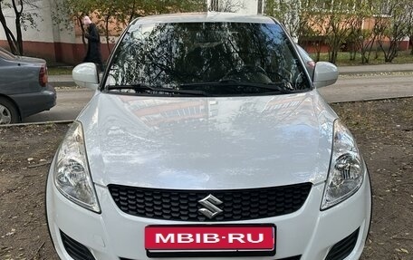 Suzuki Swift IV, 2012 год, 950 000 рублей, 1 фотография