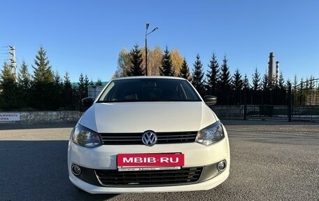 Volkswagen Polo VI (EU Market), 2014 год, 1 060 000 рублей, 2 фотография