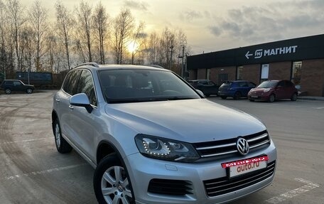 Volkswagen Touareg III, 2010 год, 1 690 000 рублей, 3 фотография