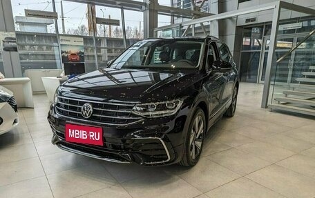 Volkswagen Tiguan II, 2023 год, 5 519 000 рублей, 1 фотография