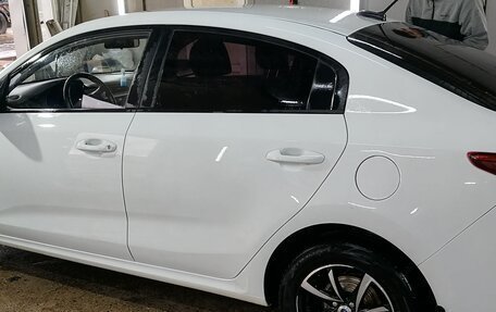 KIA Rio IV, 2018 год, 1 547 000 рублей, 3 фотография