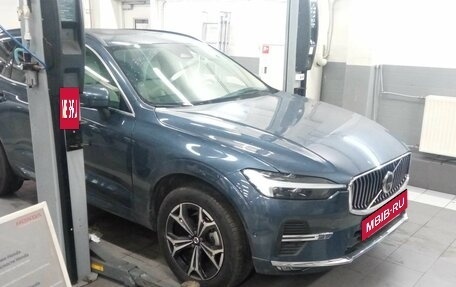 Volvo XC60 II, 2021 год, 4 750 000 рублей, 2 фотография