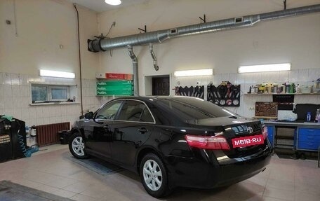 Toyota Camry, 2010 год, 2 300 000 рублей, 8 фотография