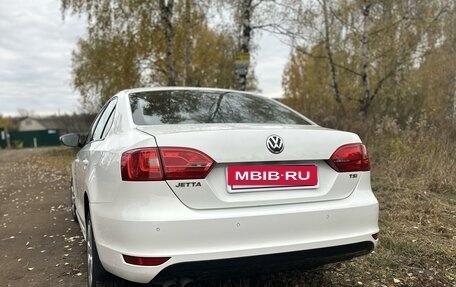 Volkswagen Jetta VI, 2012 год, 930 000 рублей, 7 фотография