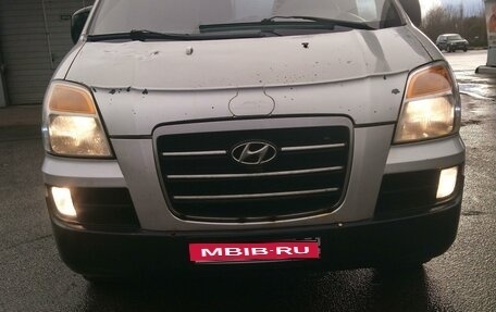 Hyundai Starex I рестайлинг, 2007 год, 500 000 рублей, 1 фотография