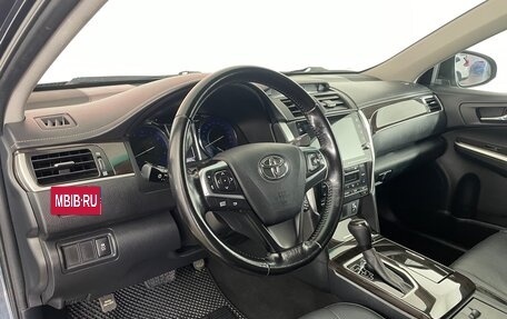 Toyota Camry, 2015 год, 1 689 000 рублей, 16 фотография