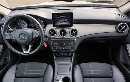 Mercedes-Benz GLA, 2015 год, 2 149 000 рублей, 15 фотография