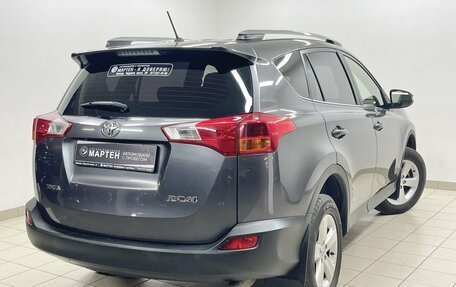 Toyota RAV4, 2013 год, 2 025 000 рублей, 4 фотография