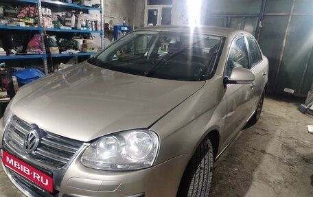 Volkswagen Jetta VI, 2009 год, 700 000 рублей, 1 фотография