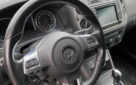 Volkswagen Tiguan II, 2016 год, 2 280 000 рублей, 13 фотография