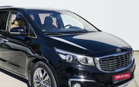 KIA Carnival III, 2017 год, 2 999 000 рублей, 6 фотография