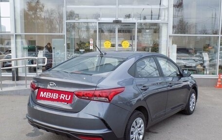 Hyundai Solaris II рестайлинг, 2021 год, 1 833 000 рублей, 5 фотография