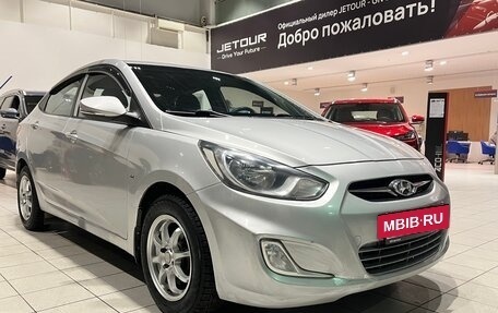 Hyundai Solaris II рестайлинг, 2011 год, 719 000 рублей, 3 фотография