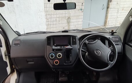 Toyota Lite Ace VI, 2013 год, 975 000 рублей, 3 фотография