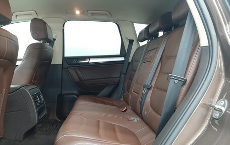 Volkswagen Touareg III, 2011 год, 2 090 000 рублей, 12 фотография