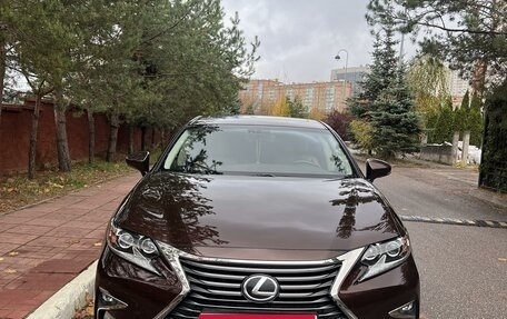 Lexus ES VII, 2017 год, 3 350 000 рублей, 1 фотография