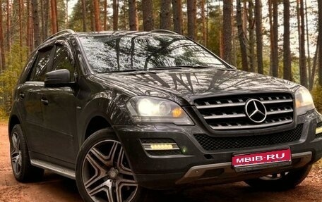 Mercedes-Benz M-Класс, 2011 год, 2 350 000 рублей, 1 фотография