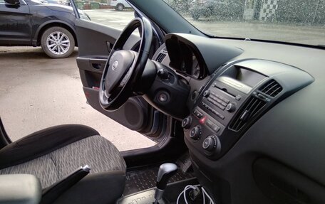 KIA cee'd I рестайлинг, 2008 год, 630 000 рублей, 39 фотография